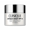 Clinique Smart SPF15